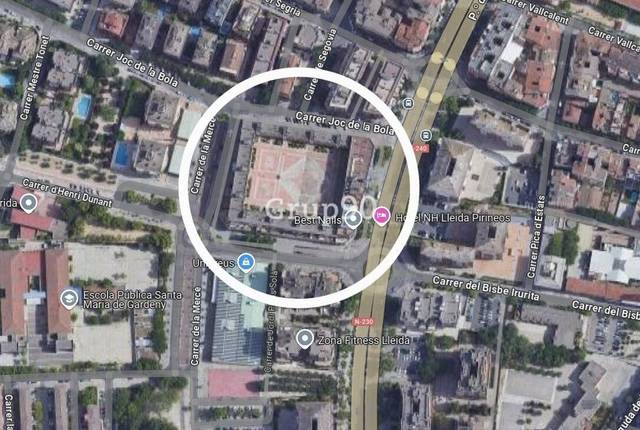 Garaje en Venta en Joc de la Bola - Camps d'Esports