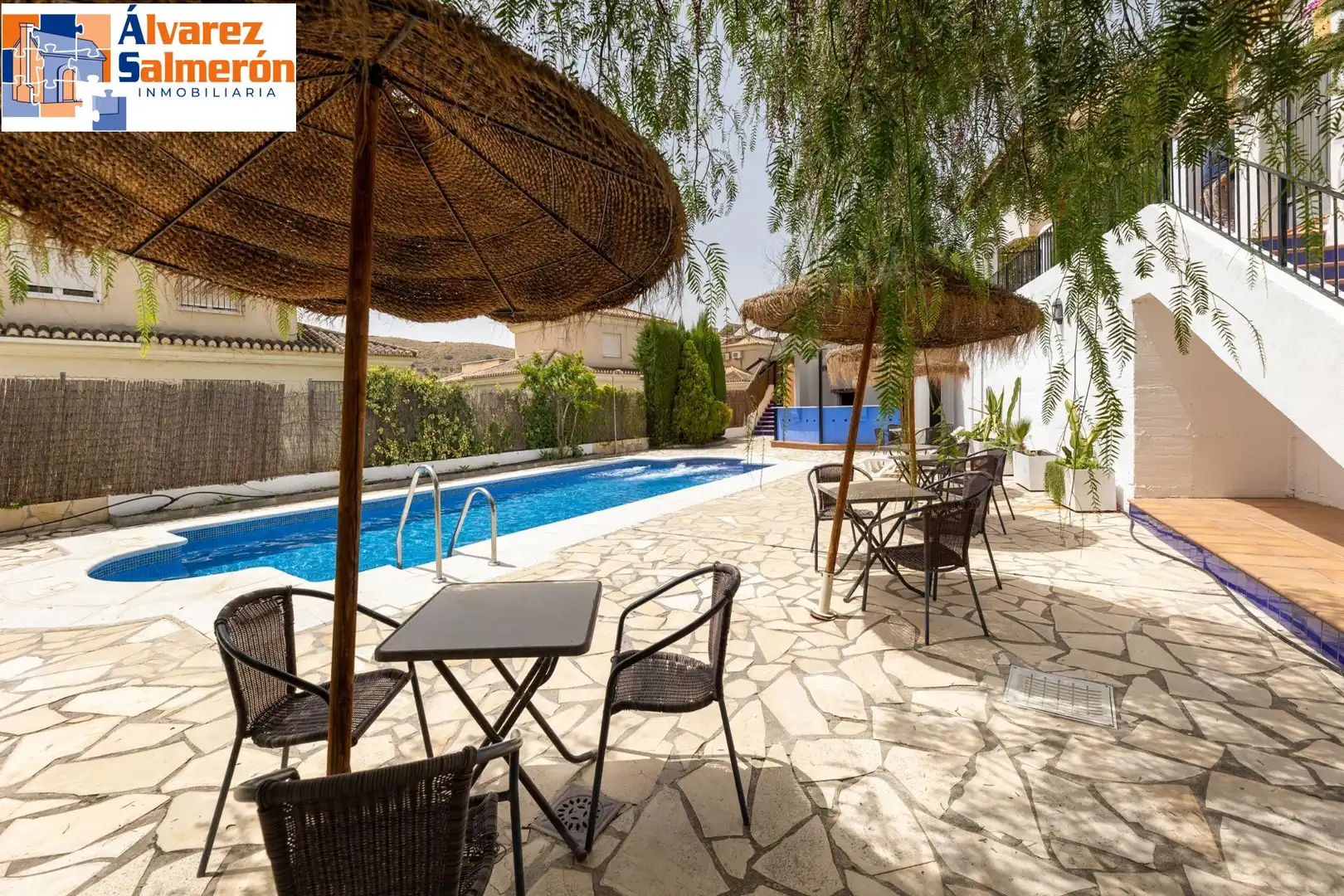 Casa adosada en venta en Calle SALA DOS HERMANAS, Crta. De la Sierra