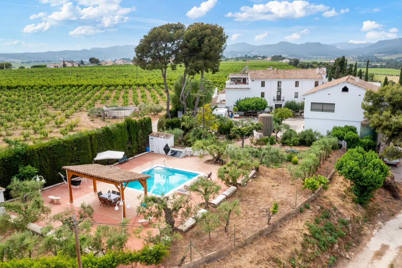 Casa rústica amb piscina en venda a Carrer de la Serra de Dalt 15, imagen 2