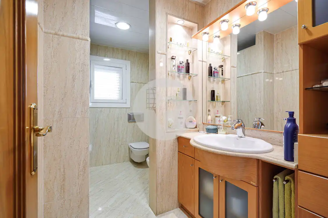 Baño de Casa o chalet en venta en Viladecans con Aire acondicionado, Calefacción y Terraza