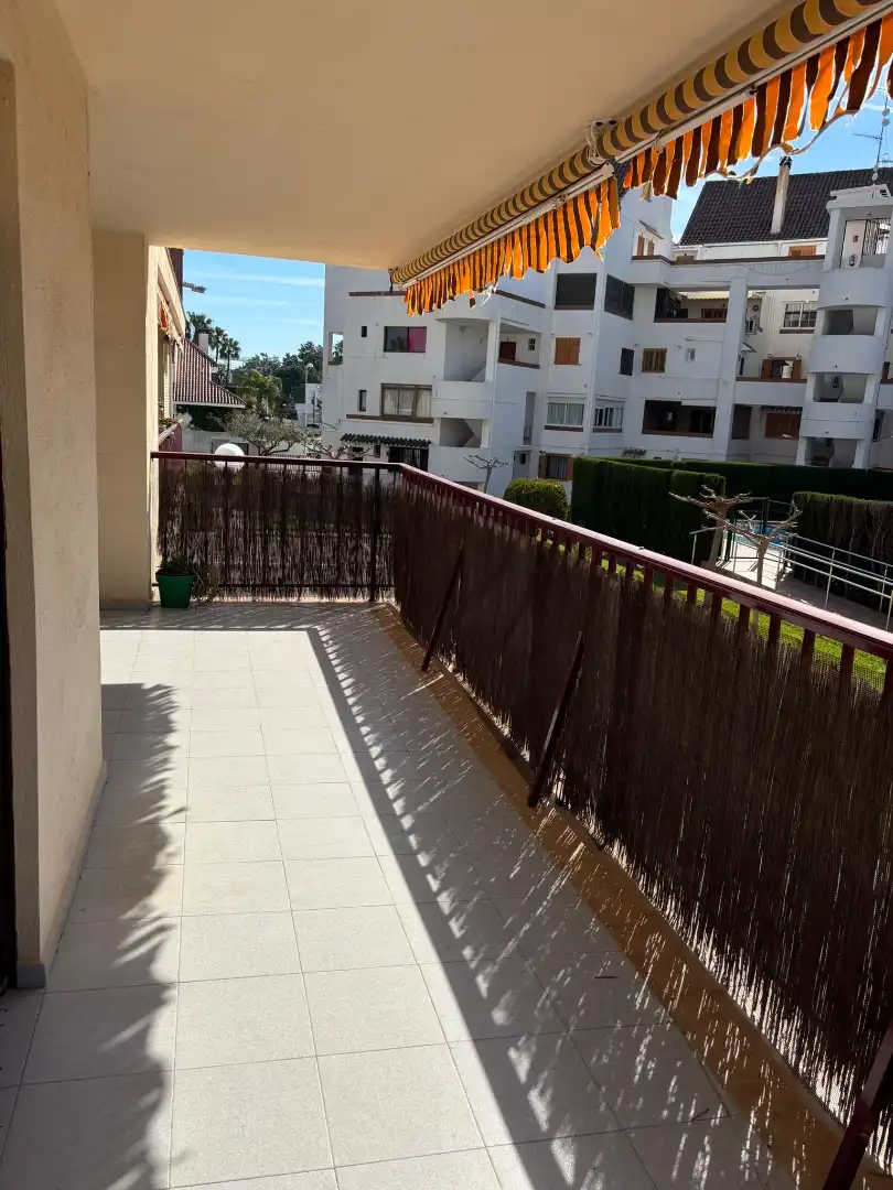 Terrassa de Pis en venda en Sagunto / Sagunt amb Aire condicionat, Jardí privat i Terrassa
