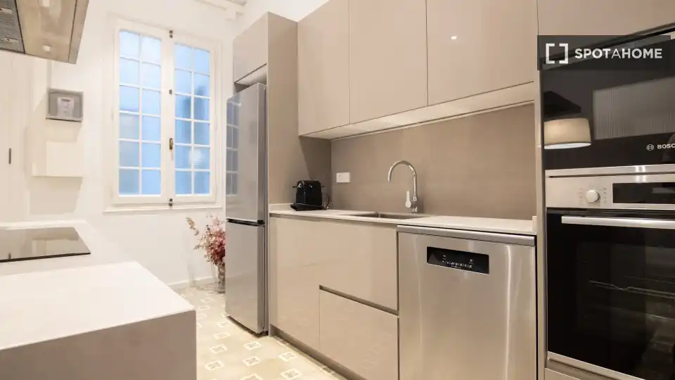 Appartamento con terrazza in affitto a Eixample, imagen 10