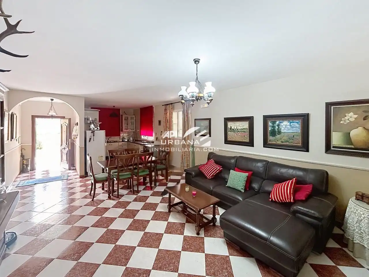 Sala de estar de Casa o chalet en venta en Lucena con Aire acondicionado, Jardín privado y Terraza