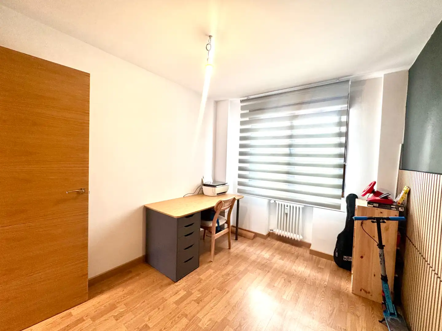 Habitación de Piso en venta en Gijón  con Calefacción, Parquet y Horno