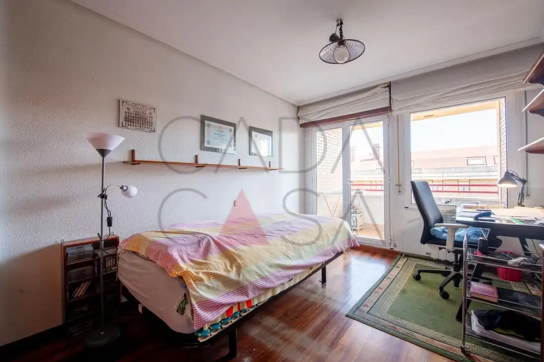 Dormitori de Pis en venda en Santander amb Calefacció, Jardí privat i Terrassa