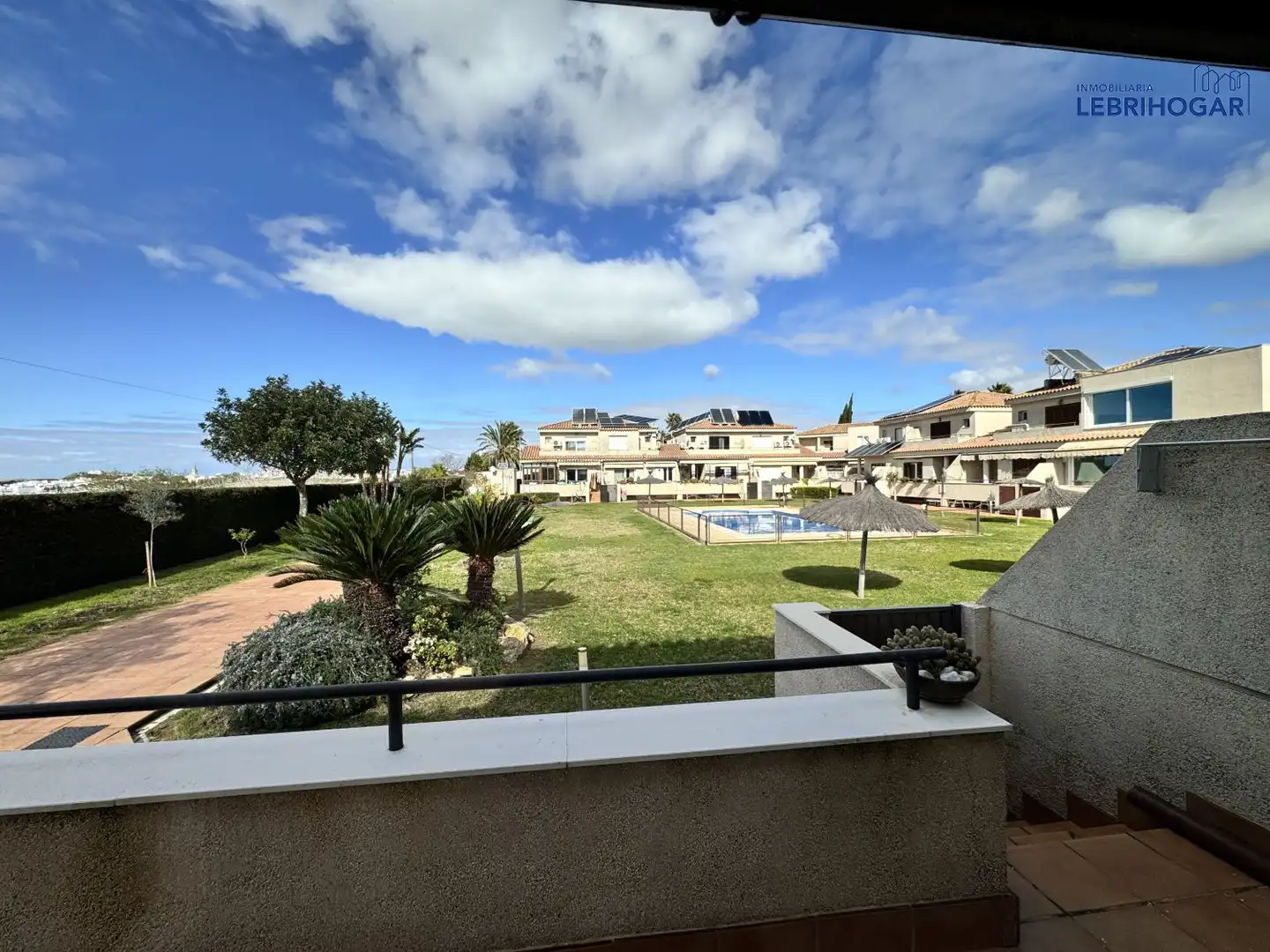 Garden of Houses for sale in Lebrija  with Air Conditioner, Heating and Terrace