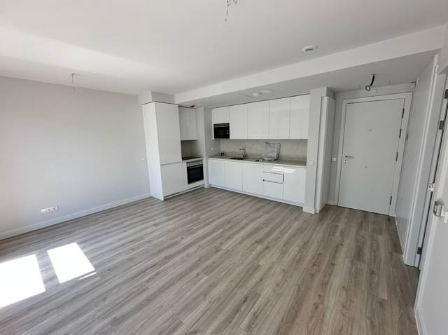 Piso en Venta en Calle de Asunción Castell en Cuatro Caminos - Azca