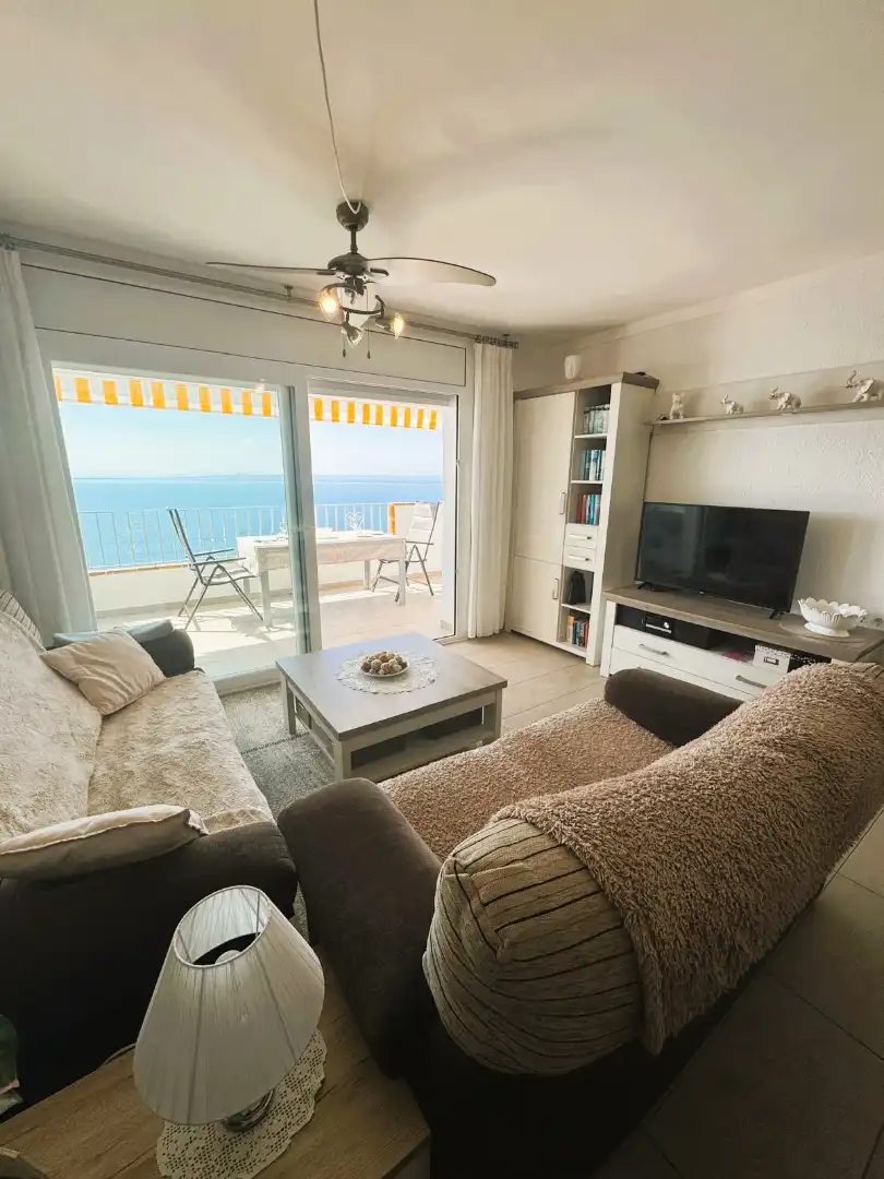 Sala d'estar de Apartament en venda en Roses amb Aire condicionat, Calefacció i Terrassa