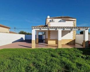 Exterior view of House or chalet for sale in Chiclana de la Frontera  with Air Conditioner, Heating and Private garden