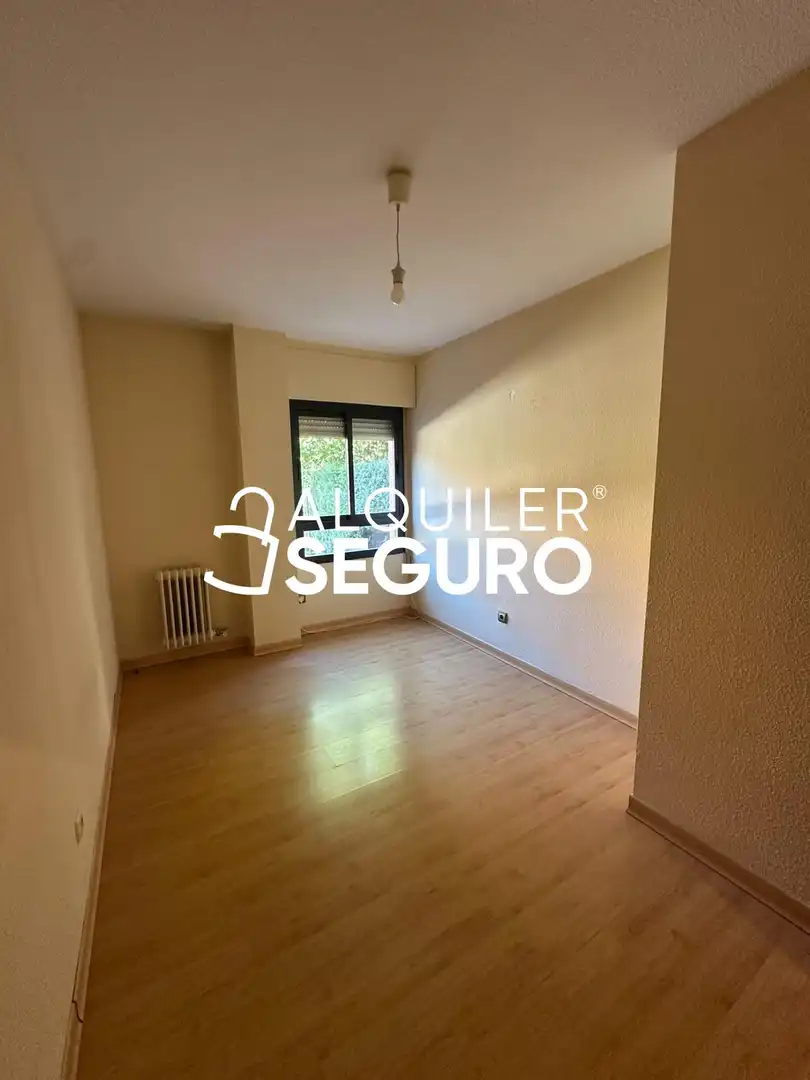 Schlafzimmer von Wohnung zur Miete in Móstoles mit Klimaanlage, Heizung und Schwimmbad
