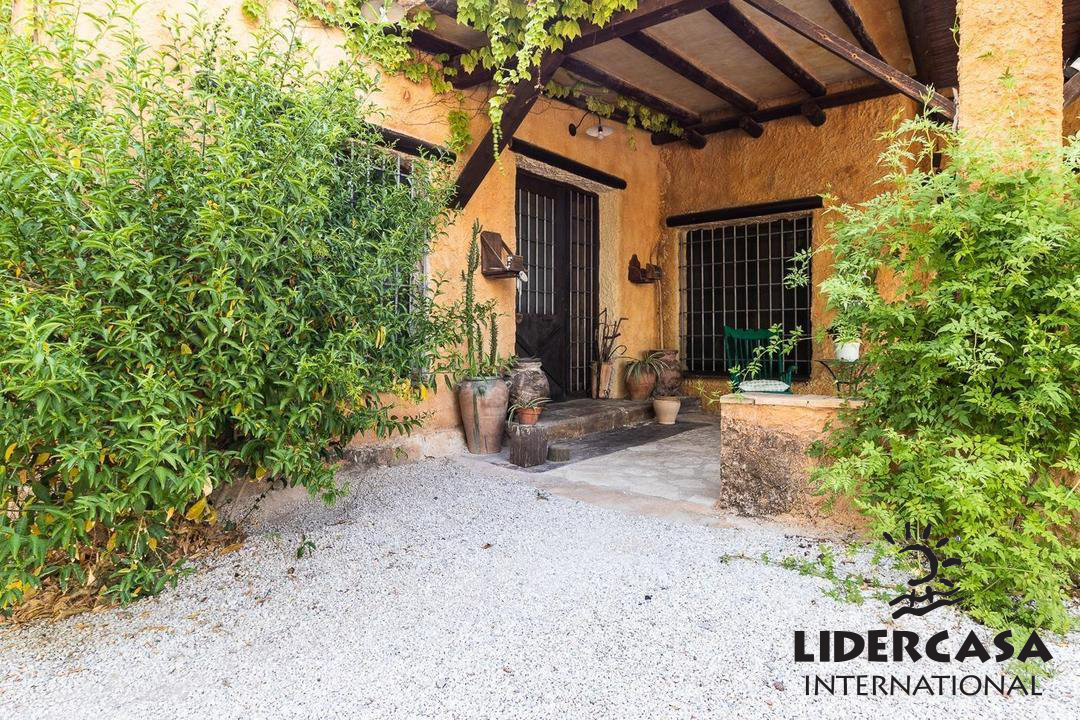 Casa o xalet en venda en Cehegín amb Jardí privat, Terrassa i Piscina