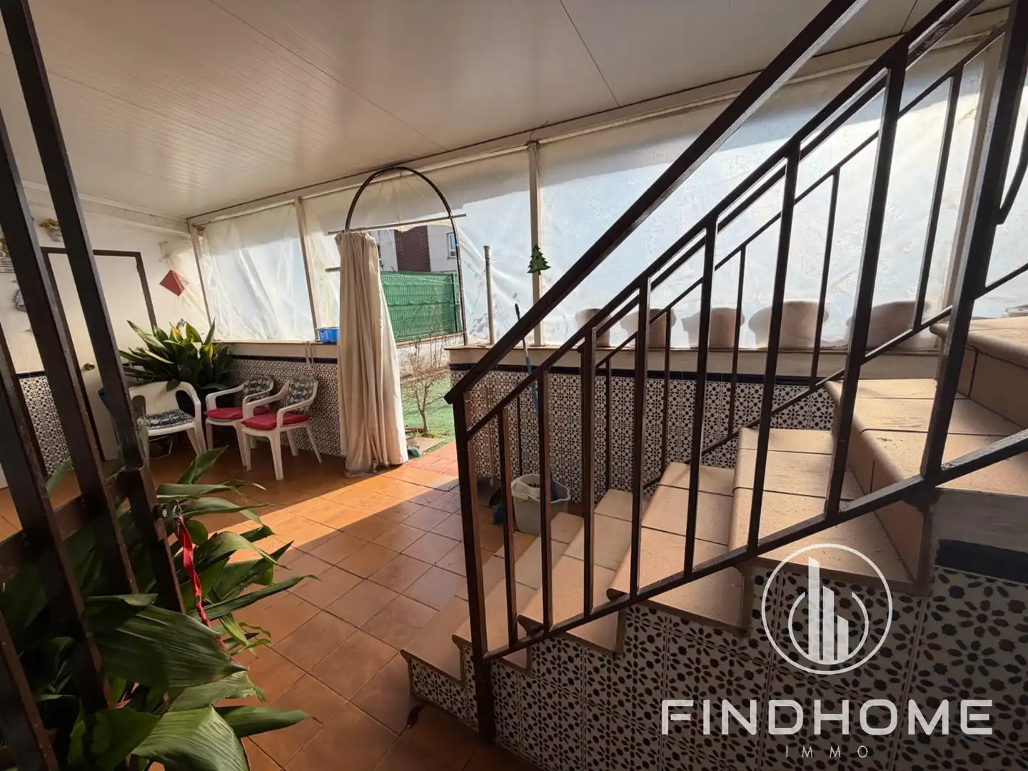 Terrasse von Haus oder Chalet zum Verkauf in Olot mit Privatgarten, Abstellraum und Möbliert
