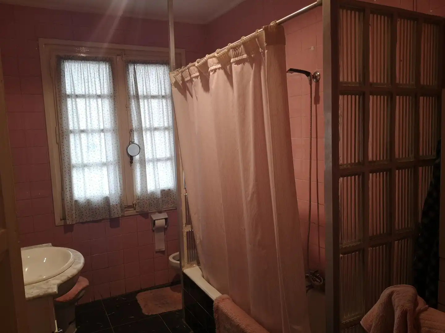 Bany de Pis en venda en Zaragoza amb Calefacció