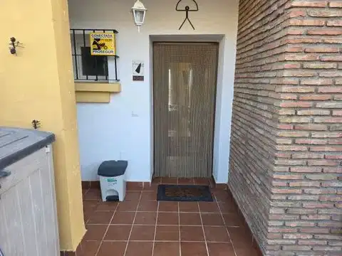Wohnung zum Verkauf in Vera mit Klimaanlage, Terrasse und Balkon