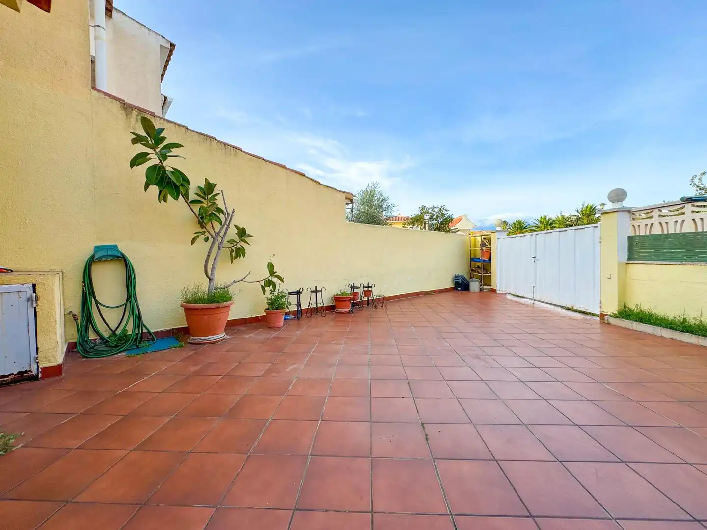 Terrace of Houses for sale in El Vendrell  with Heating, Swimming Pool and Furnished