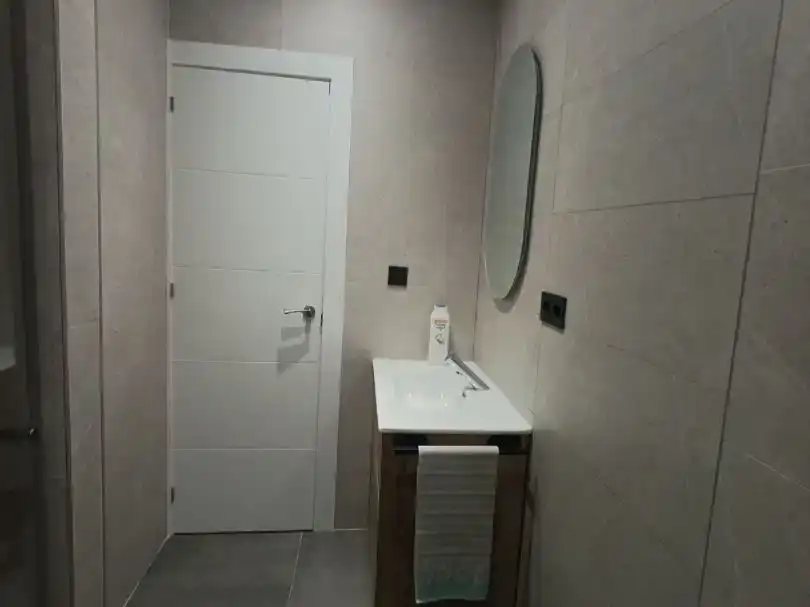 Badezimmer von Wohnung zur Miete in Úbeda mit Klimaanlage