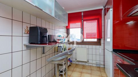 Foto 2 de Piso en venta en Avenida Aureliano S. Roman, 15, Milán - Pumarín, Oviedo