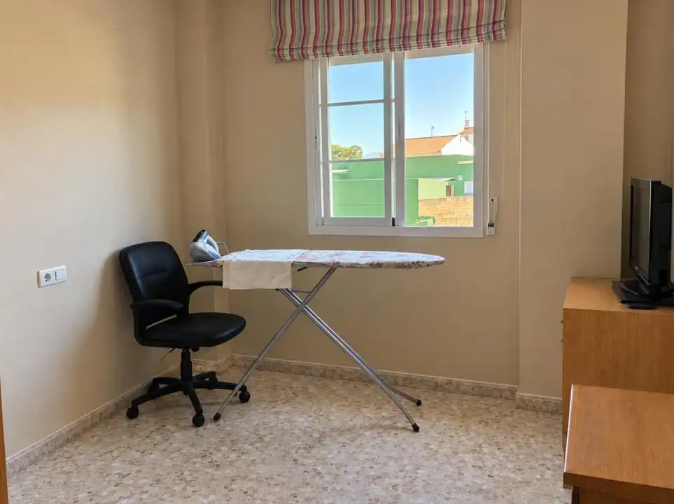 Habitación de Piso en venta en Cártama con Aire acondicionado, Amueblado y Balcón