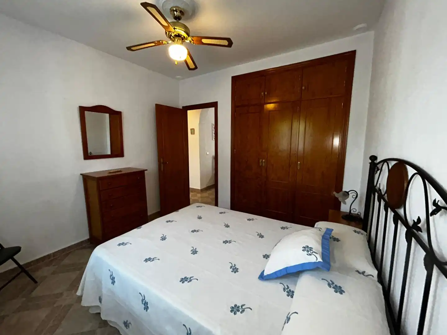 Dormitori de Casa o xalet en venda en Chiclana de la Frontera amb Jardí privat, Terrassa i Traster