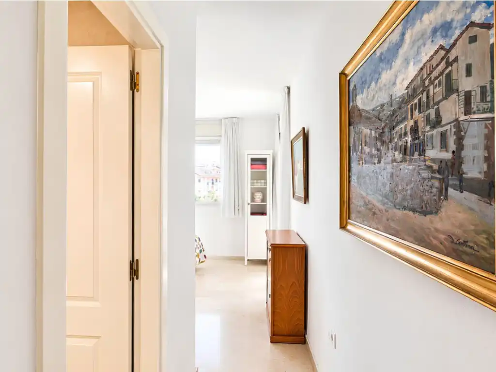 Flat for sale in Fuengirola  with Air Conditioner, Terrace and Swimming Pool