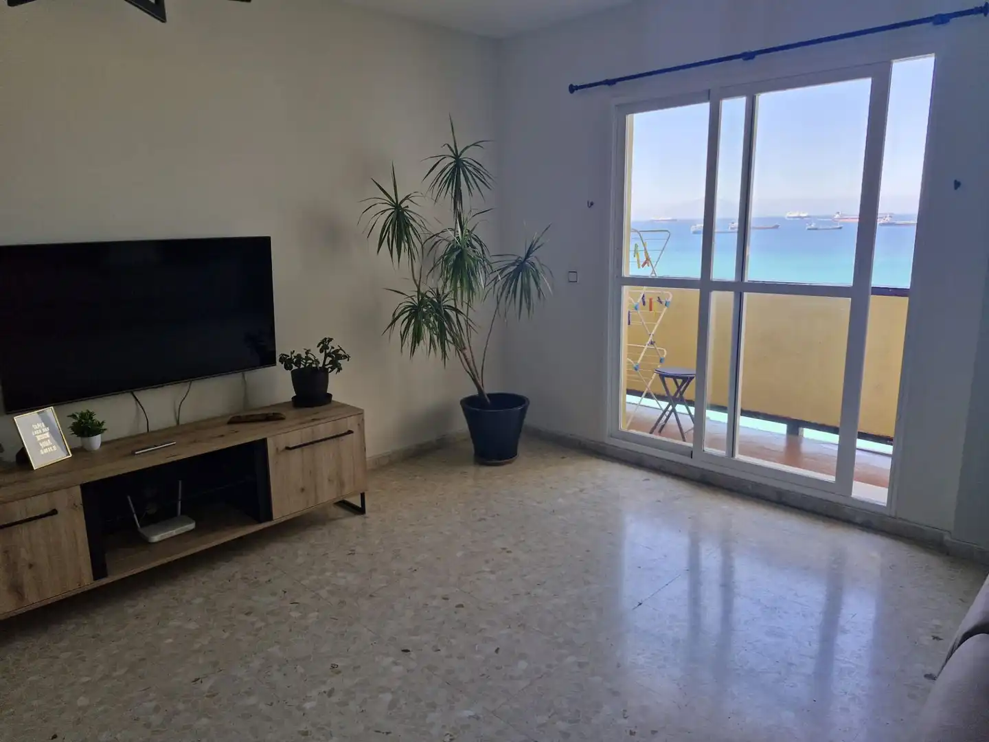 Wohnzimmer von Wohnung zum Verkauf in La Línea de la Concepción
