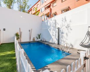 Piscina de Pis en venda en  Barcelona Capital amb Calefacció, Jardí privat i Parquet