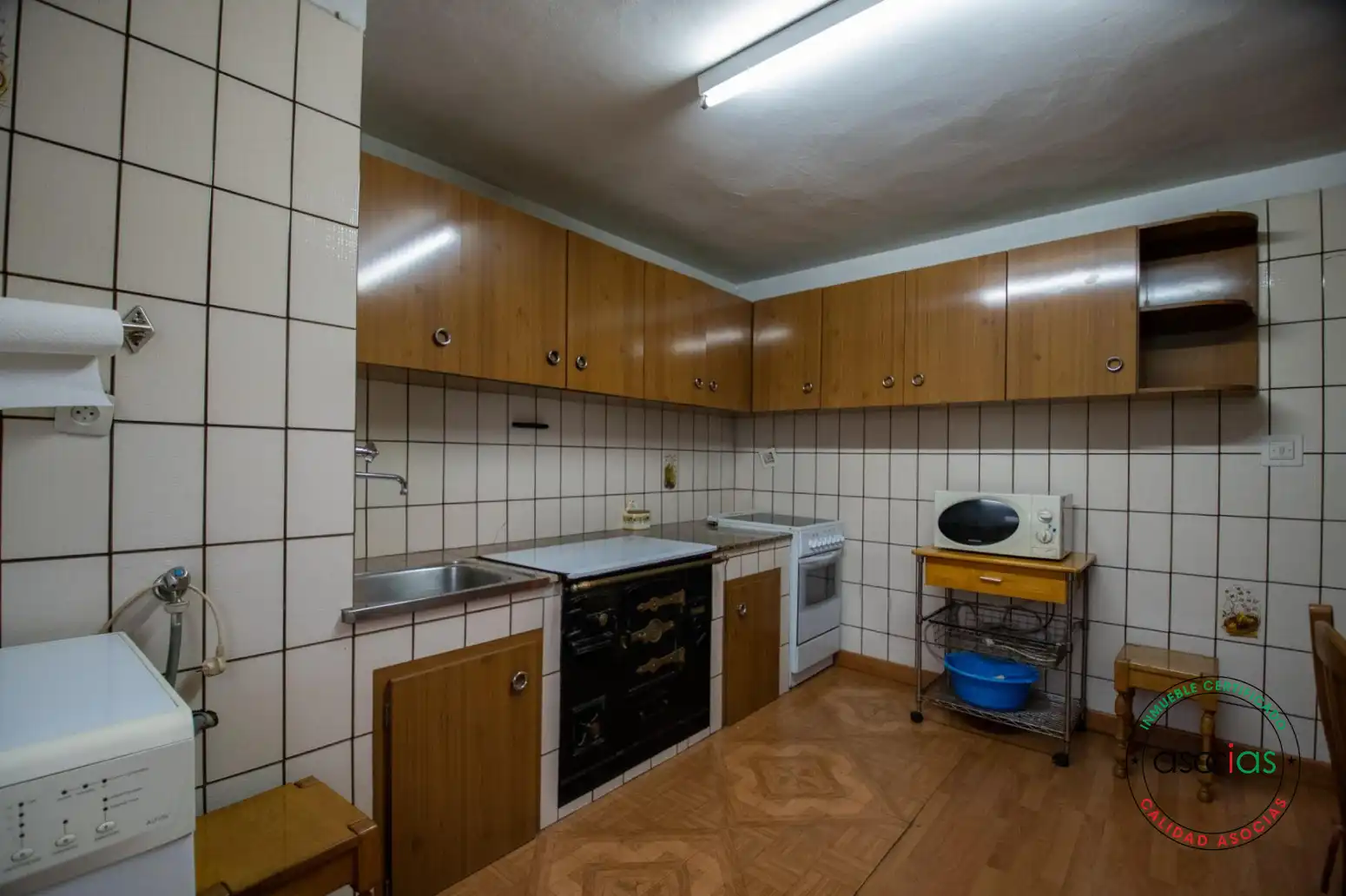 Cuina de Casa o xalet en venda en Cabranes amb Calefacció, Jardí privat i Parquet