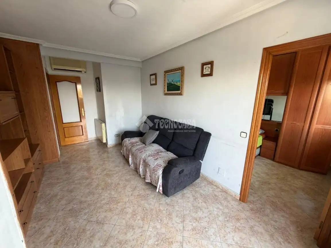 Sala d'estar de Pis en venda en Getafe amb Aire condicionat, Calefacció i Terrassa
