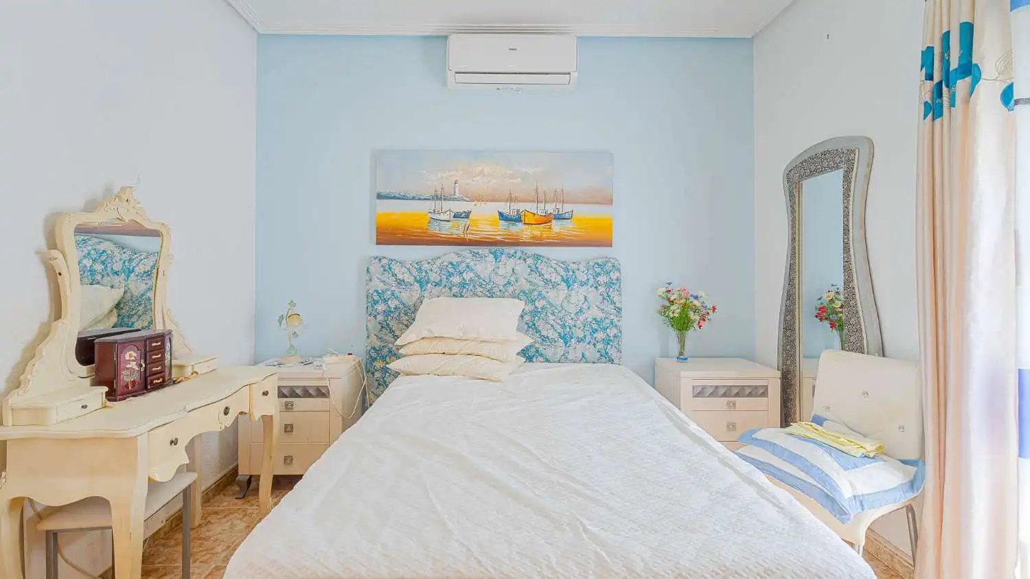 Habitación de Casa o chalet en venta en Orihuela con Aire acondicionado, Calefacción y Terraza