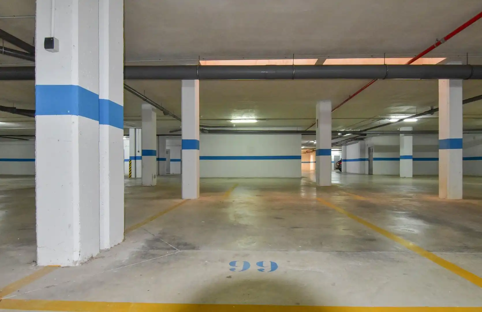 Aparcament de Apartament de lloguer en El Puig de Santa Maria amb Aire condicionat, Calefacció i Jardí privat