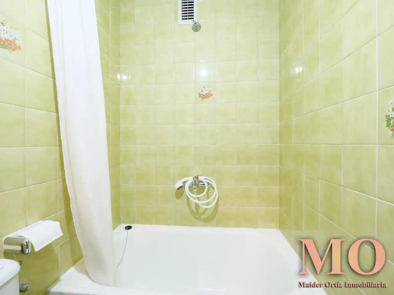 Bathroom of Flat for sale in Bergara  with Heating, Terrace and Storage room