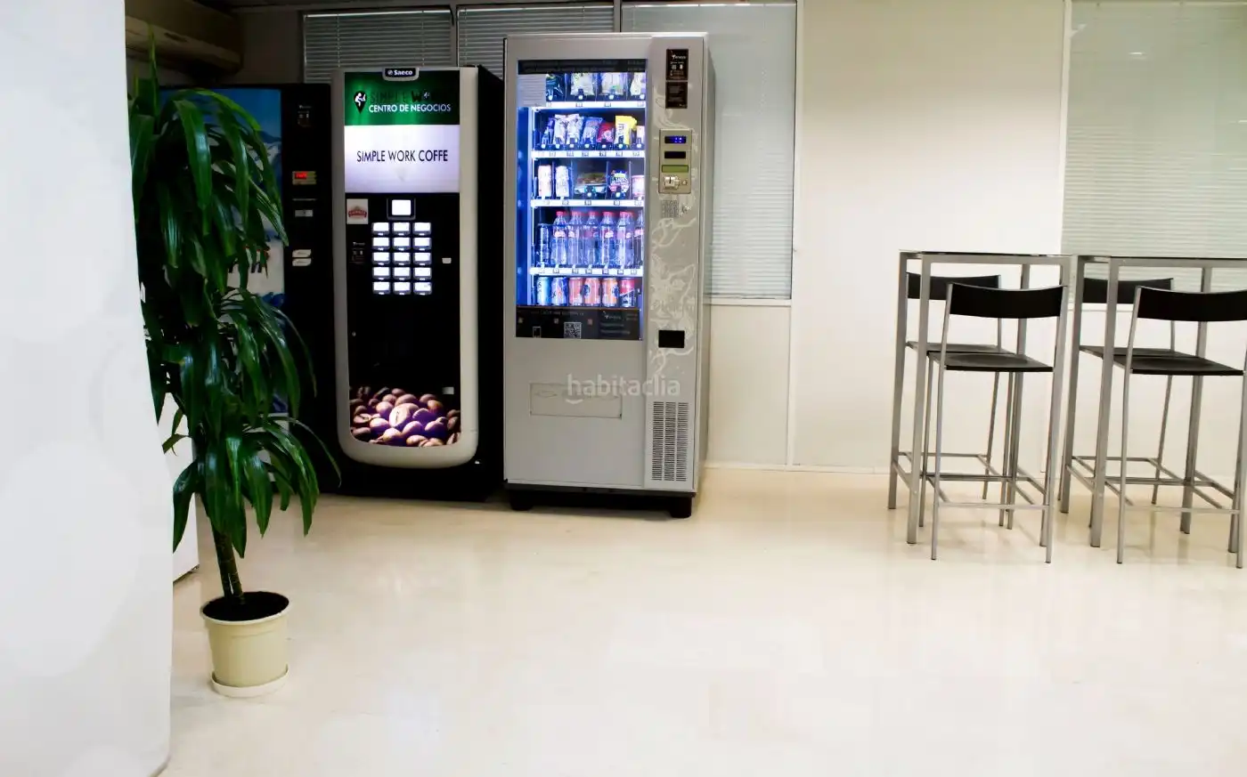 Office space with lift to rent in Carrer de Guillem de Castro 9, imagen 18