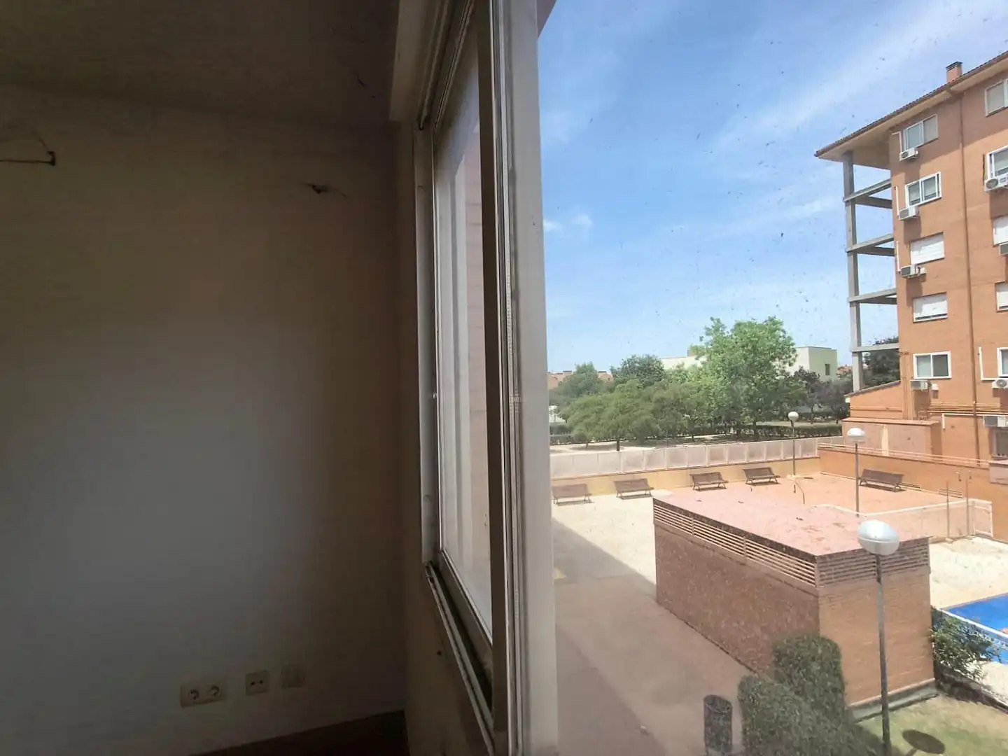 Exterior view of Flat for sale in Valdemoro  with Private garden, Terrace and Storage room