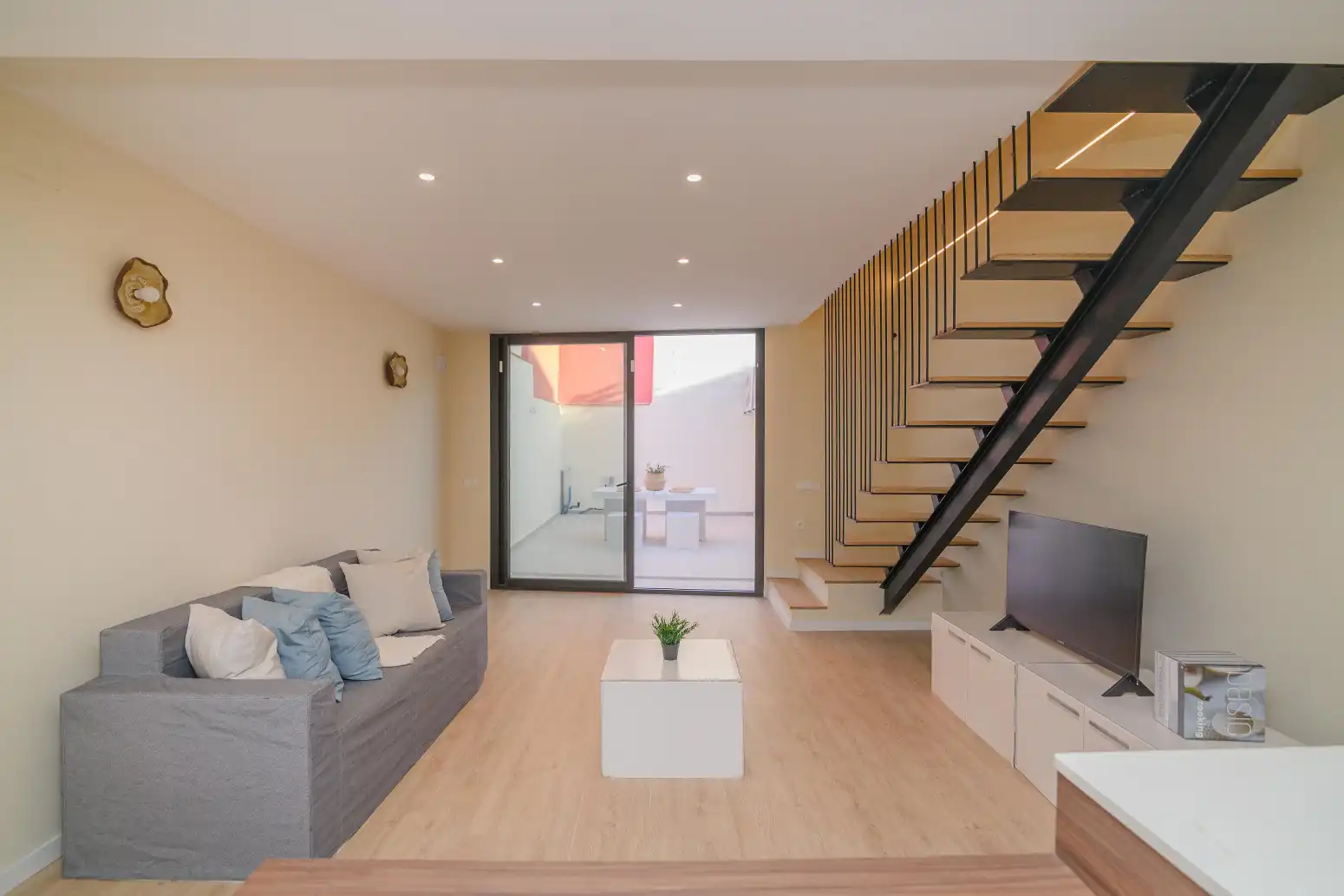 Casa aparellada en venda a Sant Boi de Llobregat - CL VERMELL, imagen 47
