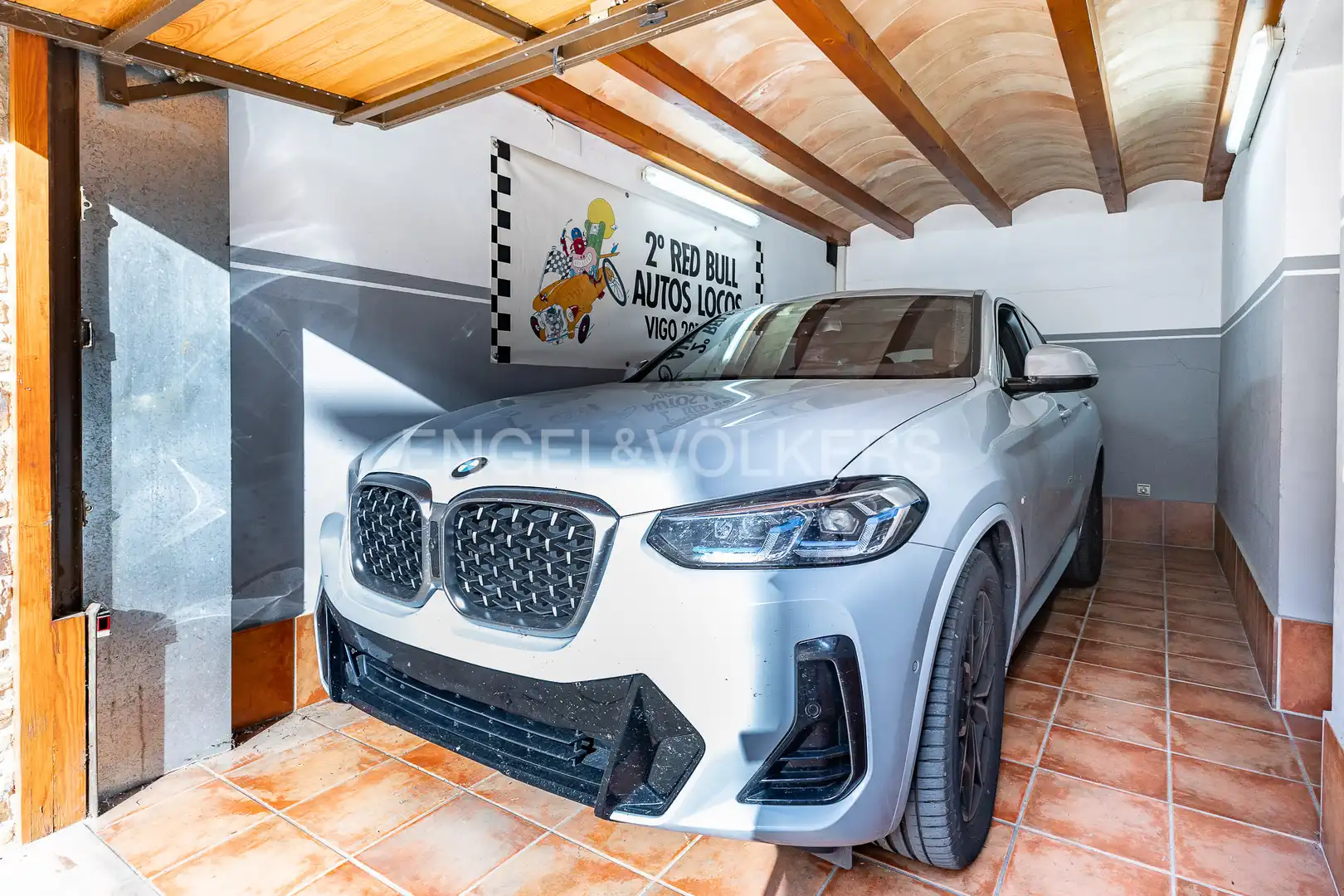 Parking de Casa o chalet en venta en Canovelles con Aire acondicionado, Calefacción y Jardín privado