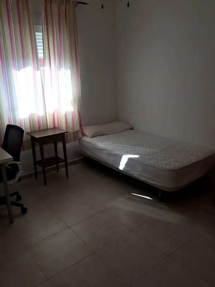 Bedroom of Flat for rent in Sevilla  with Air Conditioner and Terrace