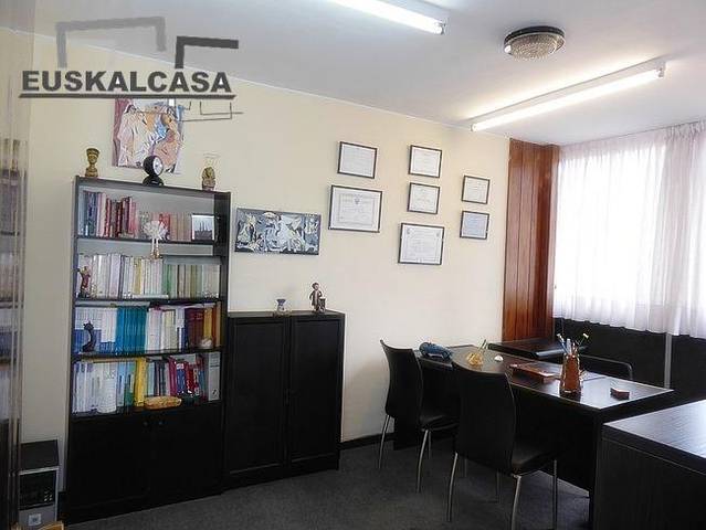Oficina en Venta en Calle HURTADO DE AMEZAGA en Zabalburu