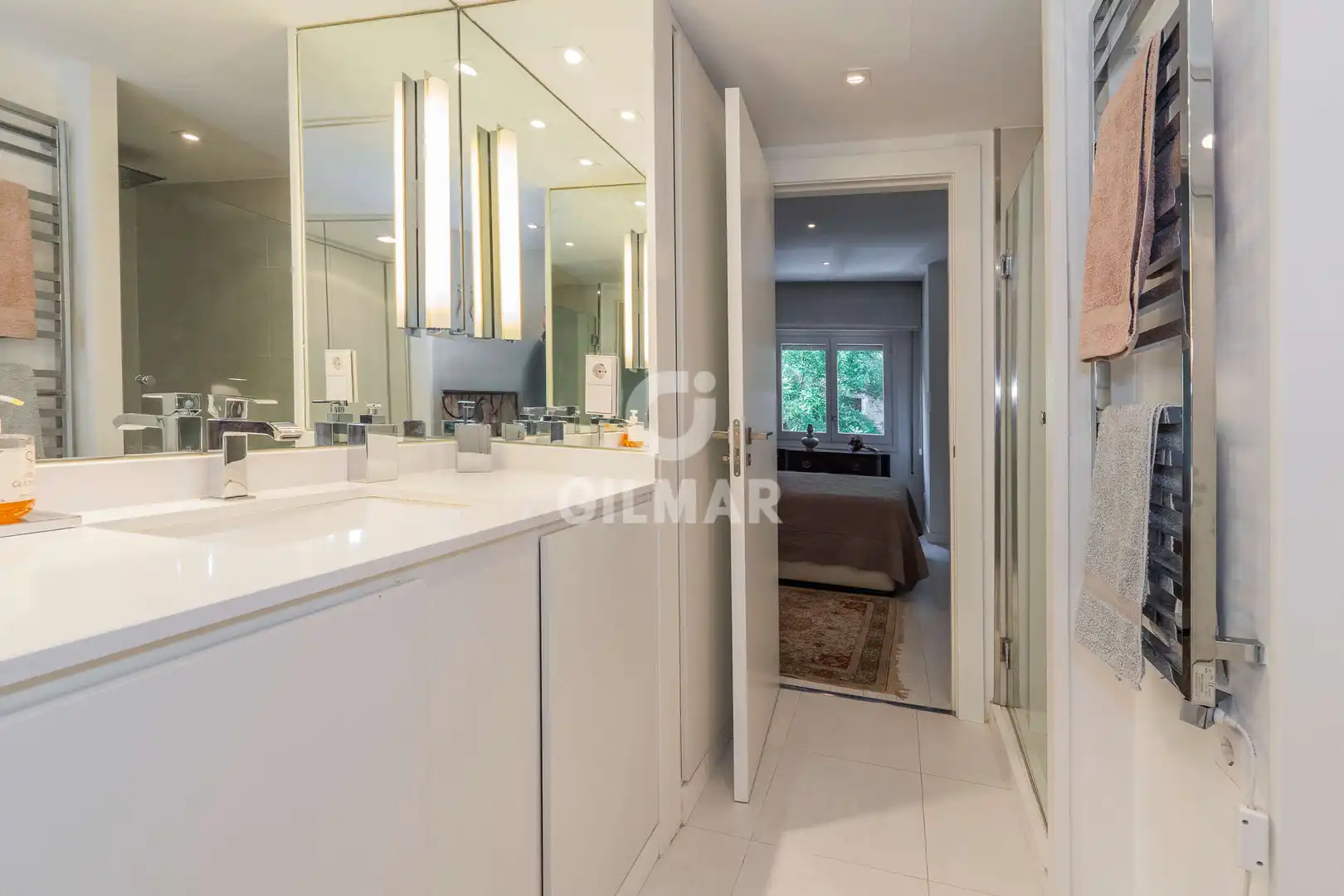 Baño de Piso en venta en Madrid con Calefacción, Jardín privado y Piscina