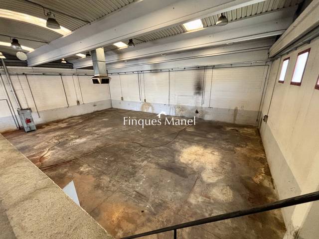Nave industrial en Alquiler en Banyoles