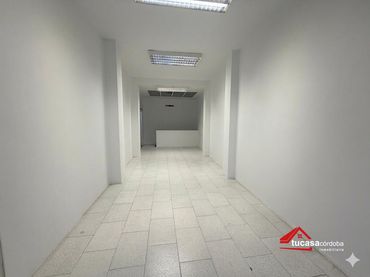 Local comercial en venta en Calle HARANAS