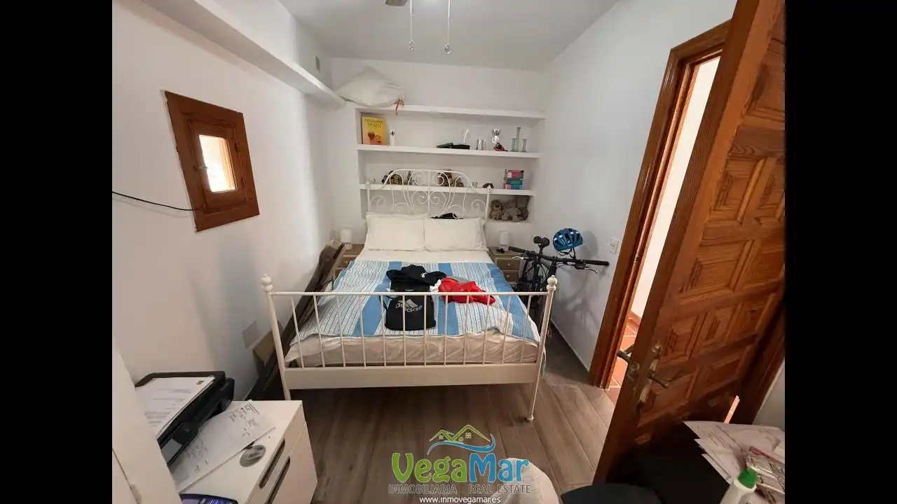 Casa o xalet en venda a Torre Vigia, La Herradura centro