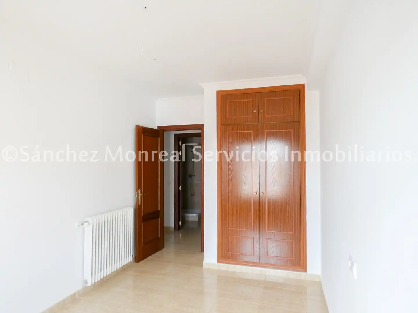 Piso en venta en Alcázar de San Juan con Calefacción, Horno y Balcón