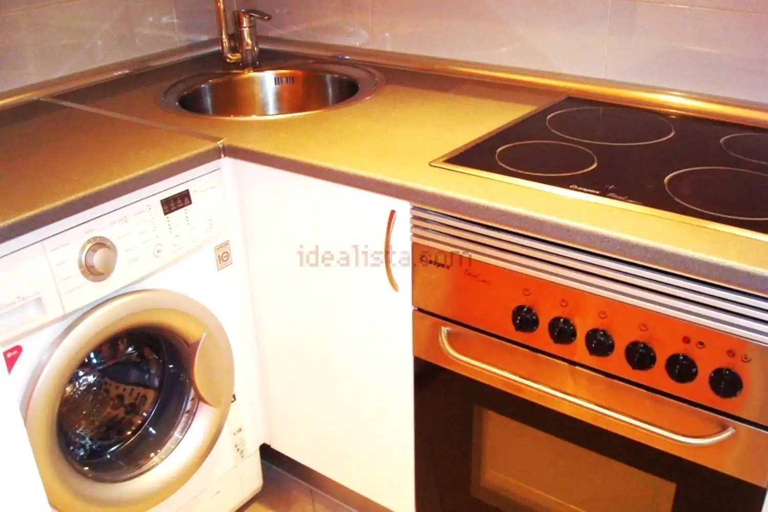 Cocina de Piso en venta en Madrid con Terraza