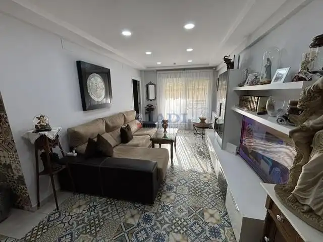 Flat with lift for sale in Valdepeñas, imagen 2
