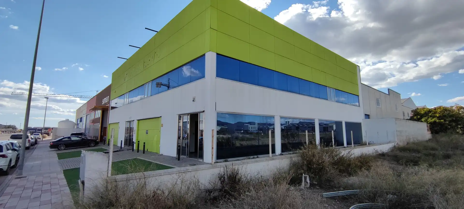 Vista exterior de Nau industrial de lloguer en Totana, Murcia