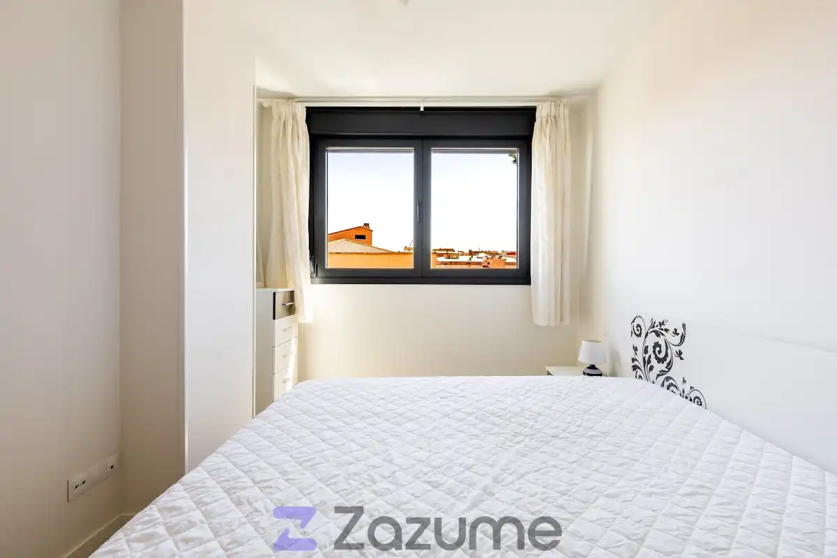 Bedroom of Flat for rent in Valdemoro  with Air Conditioner, Heating and Parquet flooring