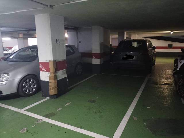 Garaje en Venta en cervantes en Paseo Sagasta