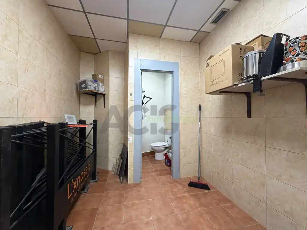 Local comercial en venda a CALLE JAUME ROIG, imagen 13