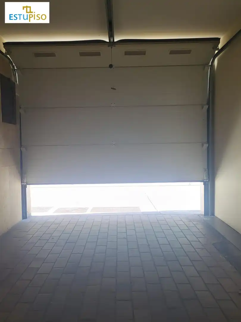 Garaje en venta en León Capital 