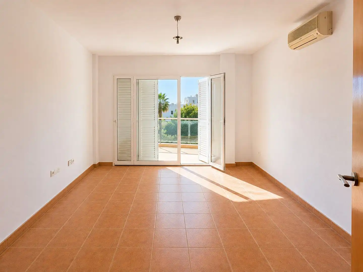 Balcony of Apartments for sale in Santa Eulària des Riu  with Terrace, Alarm and Community pool